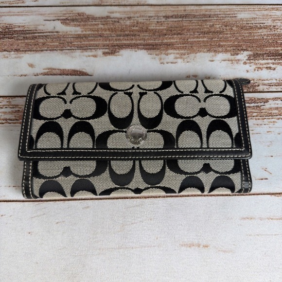 Coach Handbags - COACH Hampton Signature slim envelope wallet black #42986